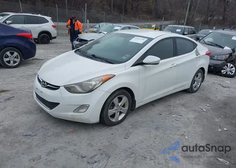 2013 Hyundai Elantra Gls z USA, uszkodzony, nr VIN 5NPDH4AE8DH268895